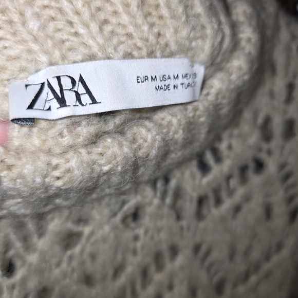 Zara Beige Open-Knit Sweater - Picture 2 of 3